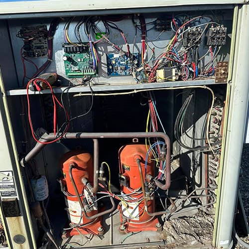 How to Know if It’s Time to Replace Your Air Conditioner: Air Conditioner Replacement in Maplewood, MN